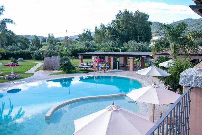 Alma Resort Castiadas Extérieur photo