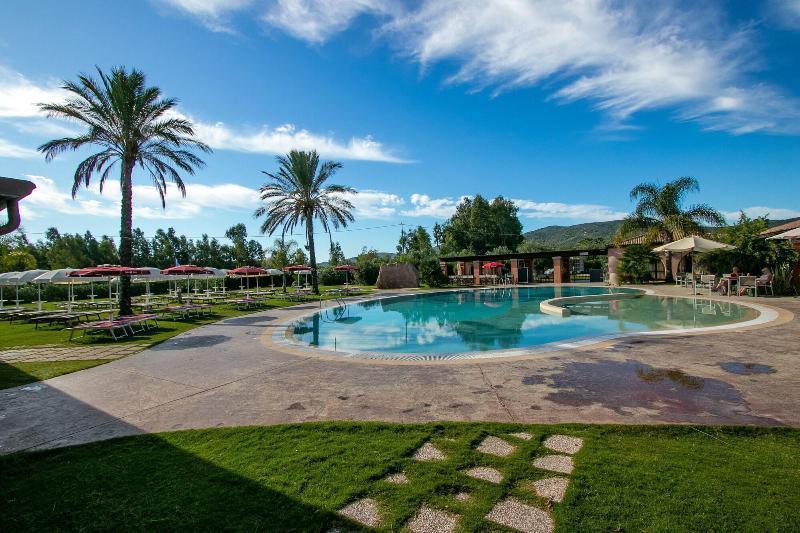 Alma Resort Castiadas Extérieur photo